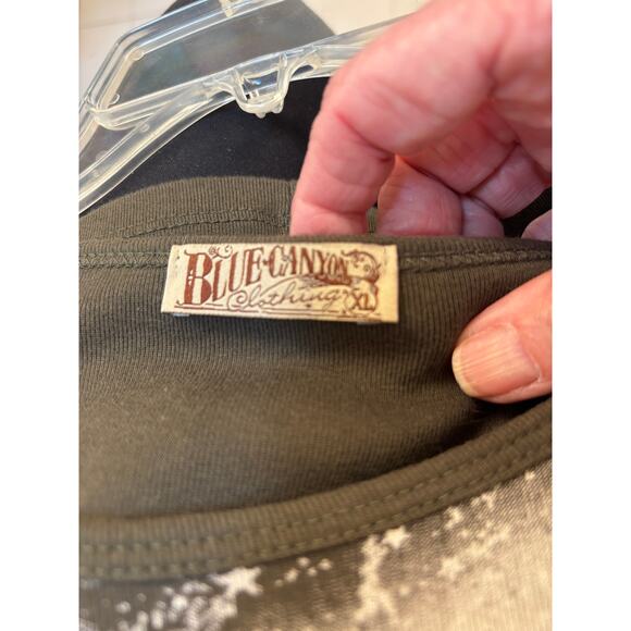 Vintage Happy Holidays 3/4 Sleeve Cotton top with Sequins (XL) - Picture 4 of 5